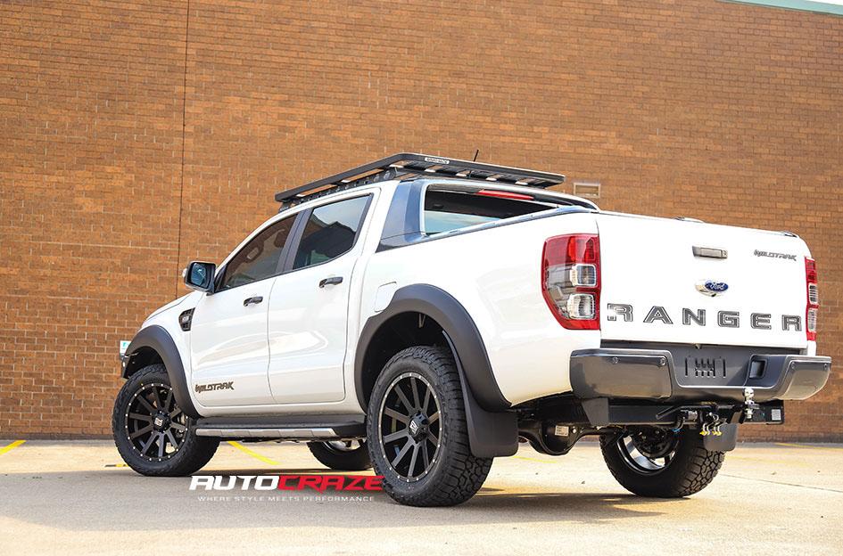 FORD RANGER HEIST SATIN BLACK